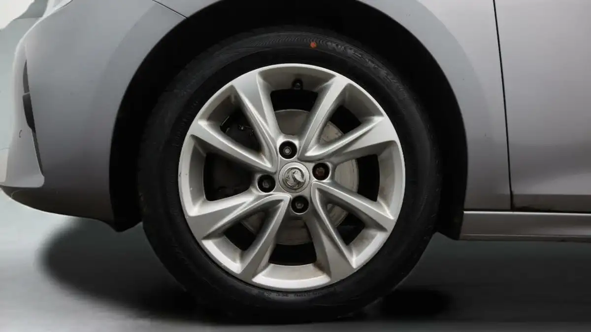 2021-vauxhall-corsa-12-turbo-elite-nav-big-18