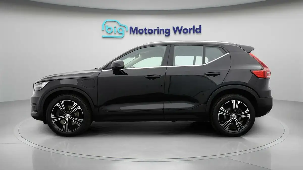 2020-volvo-xc40-15-t5-inscription-pro-plug-in-hybrid-big-3