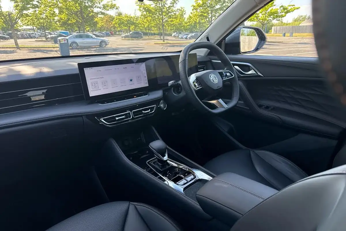 2024-mg-hs-15t-gdi-trophy-273ps-plug-in-hybrid-1496cc-auto-big-2