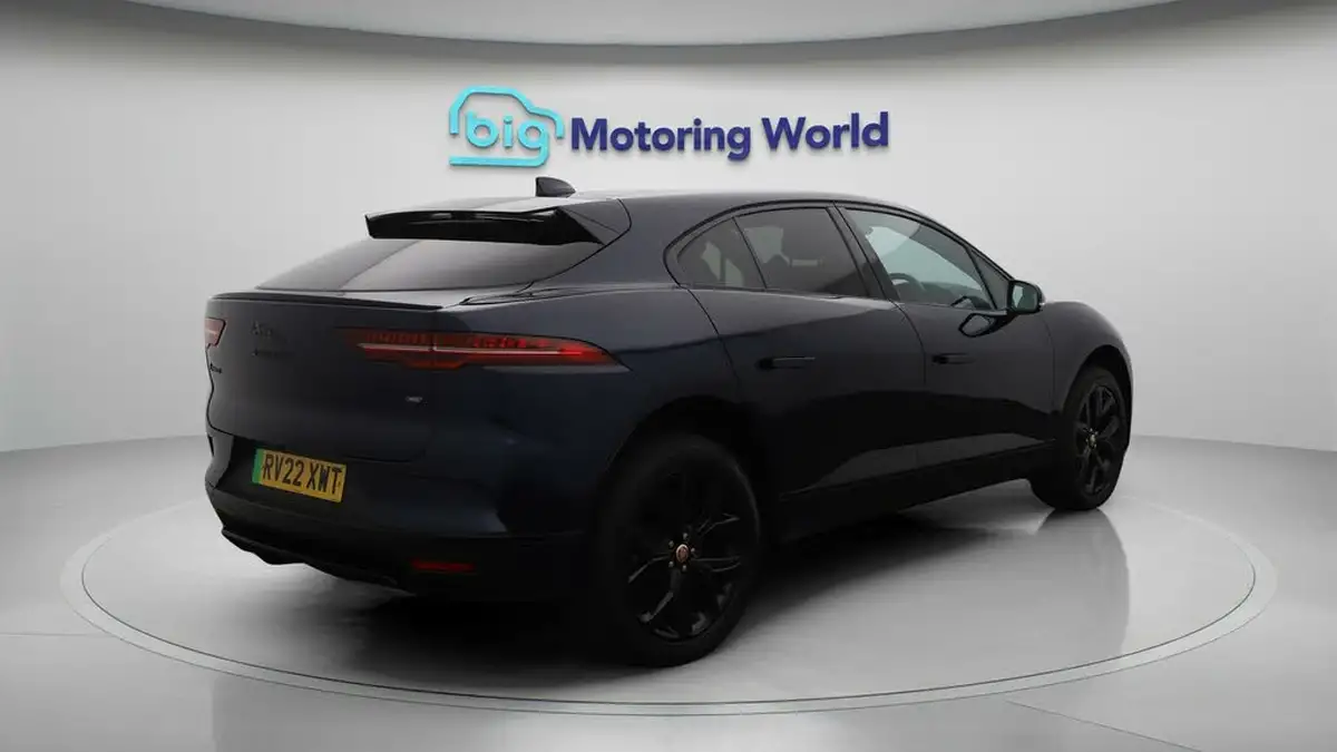 2022-jaguar-i-pace-ev400-hse-black-big-7