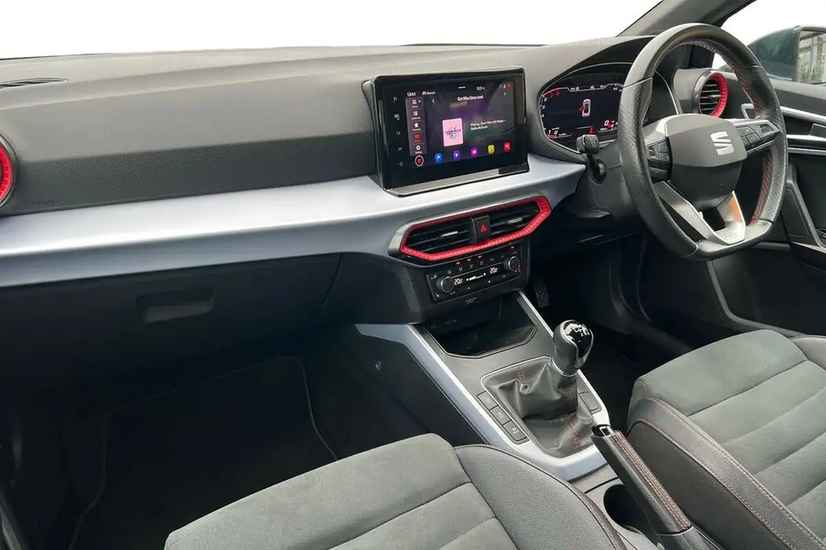 2021-seat-arona-10-tsi-fr-sport-110ps-big-1