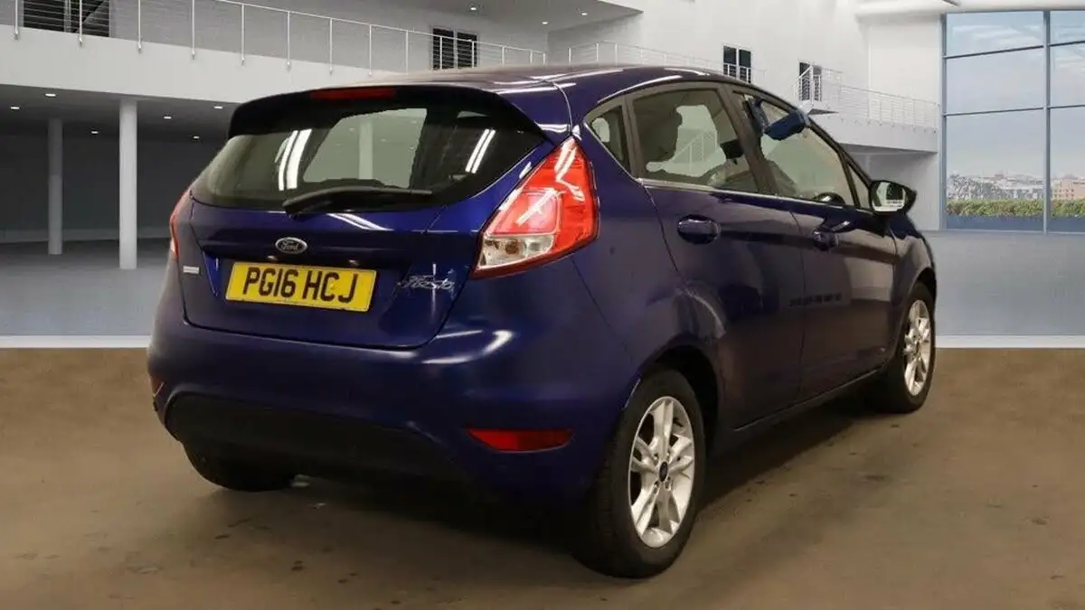 2016-ford-fiesta-10t-zetec-100ps-ecoboost-5d-powershift-big-7