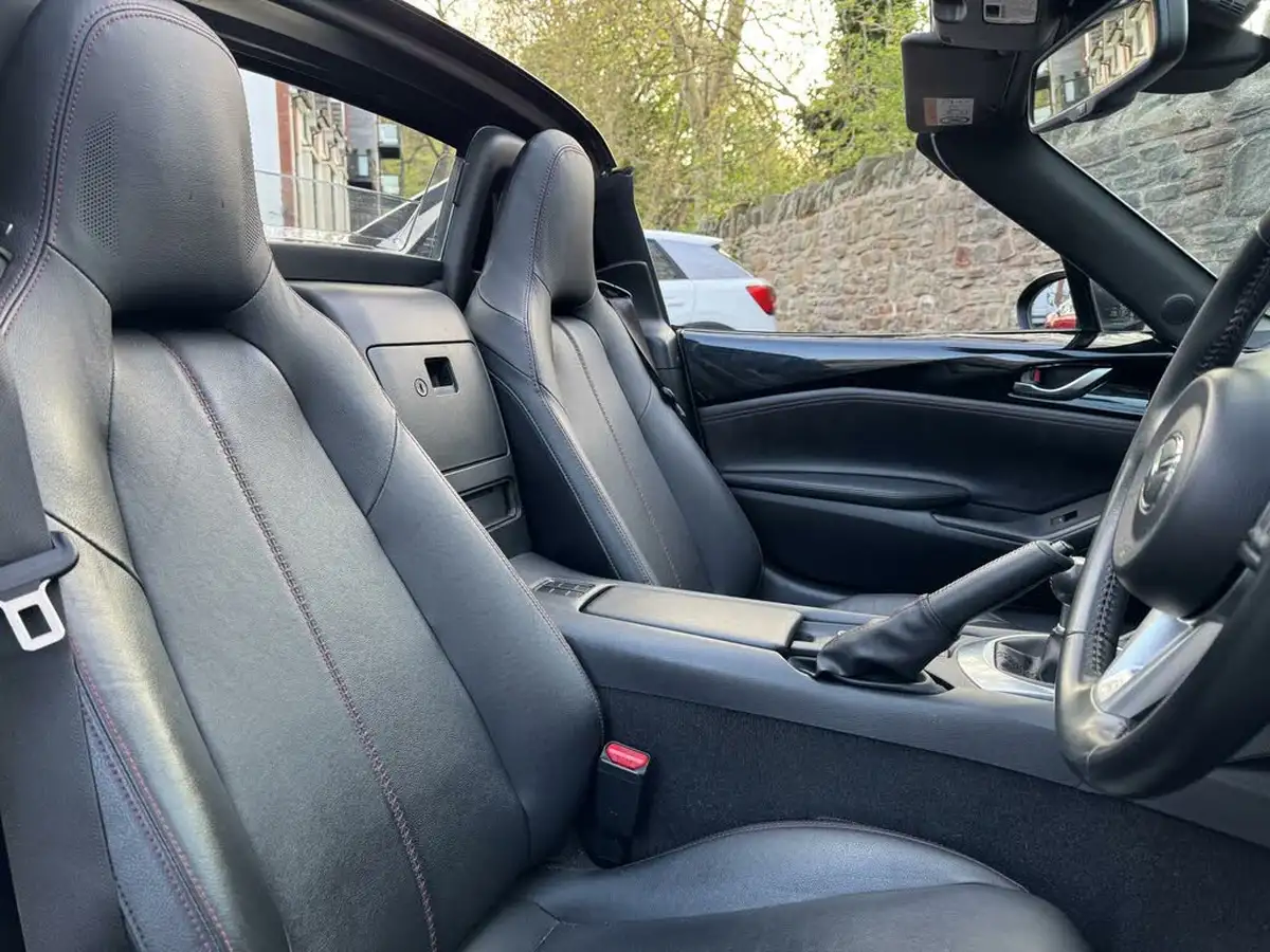 2019-mazda-mx-5-15-sport-nav-nappa-leather-rf-big-19