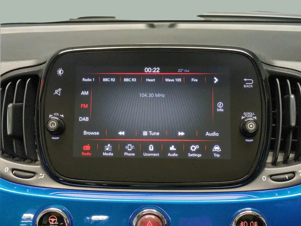2018-fiat-500-12-mirror-big-6