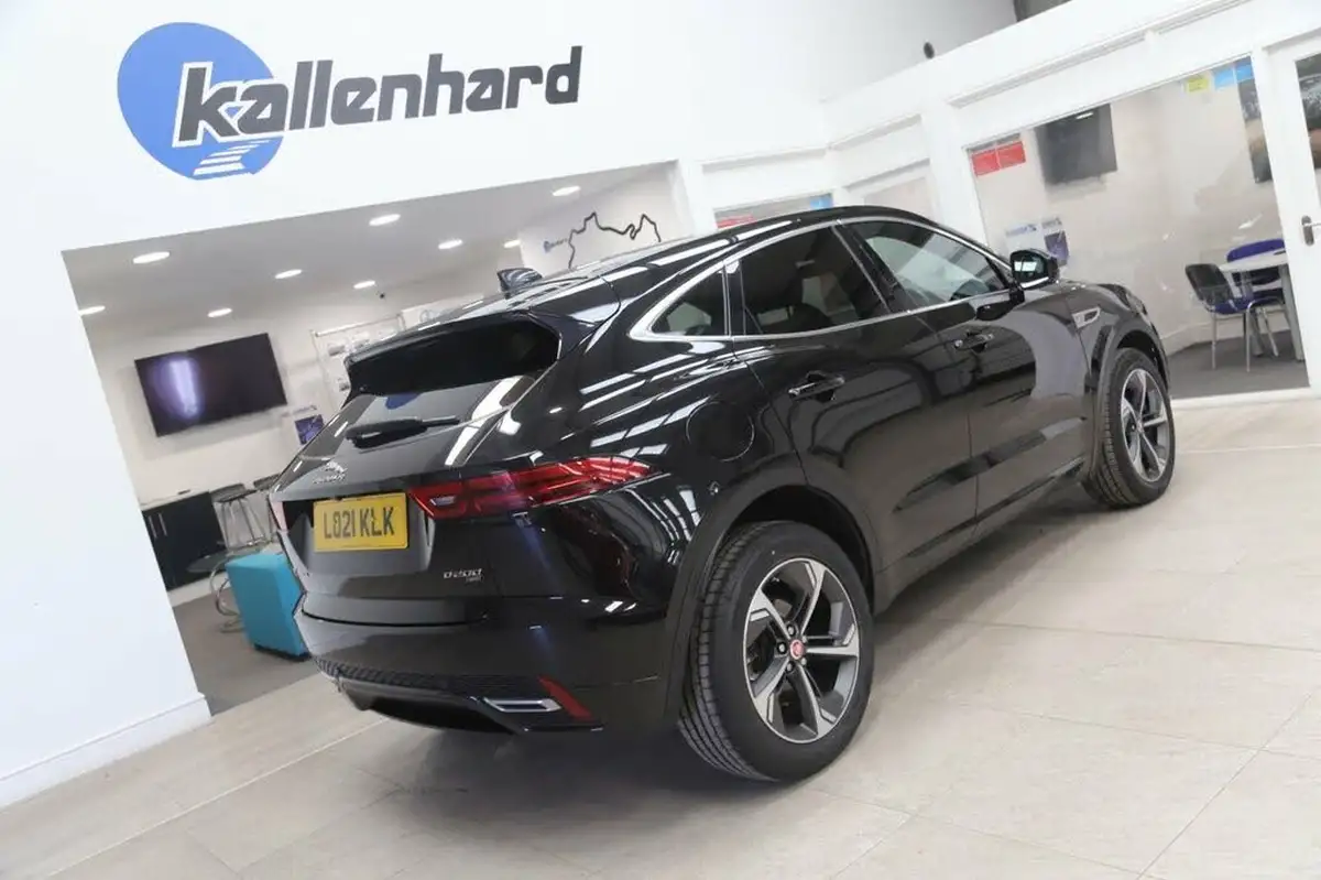 2021-jaguar-e-pace-20-d200-r-dynamic-se-big-19
