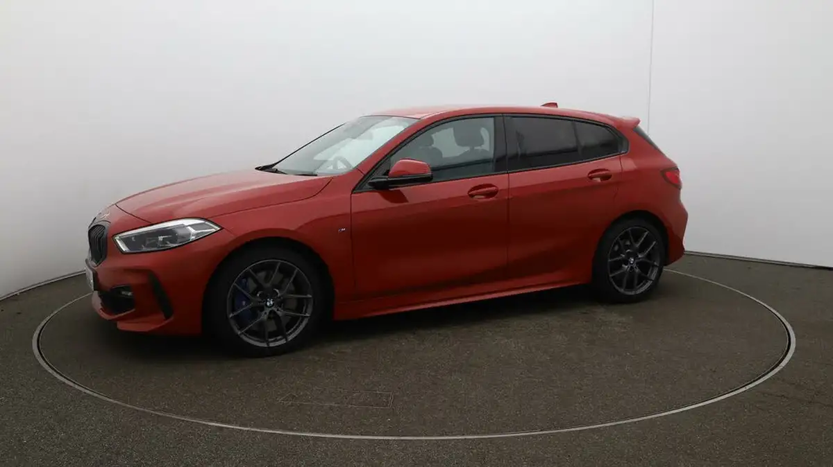 2021-bmw-1-series-20td-118d-m-sport-lcp-big-67