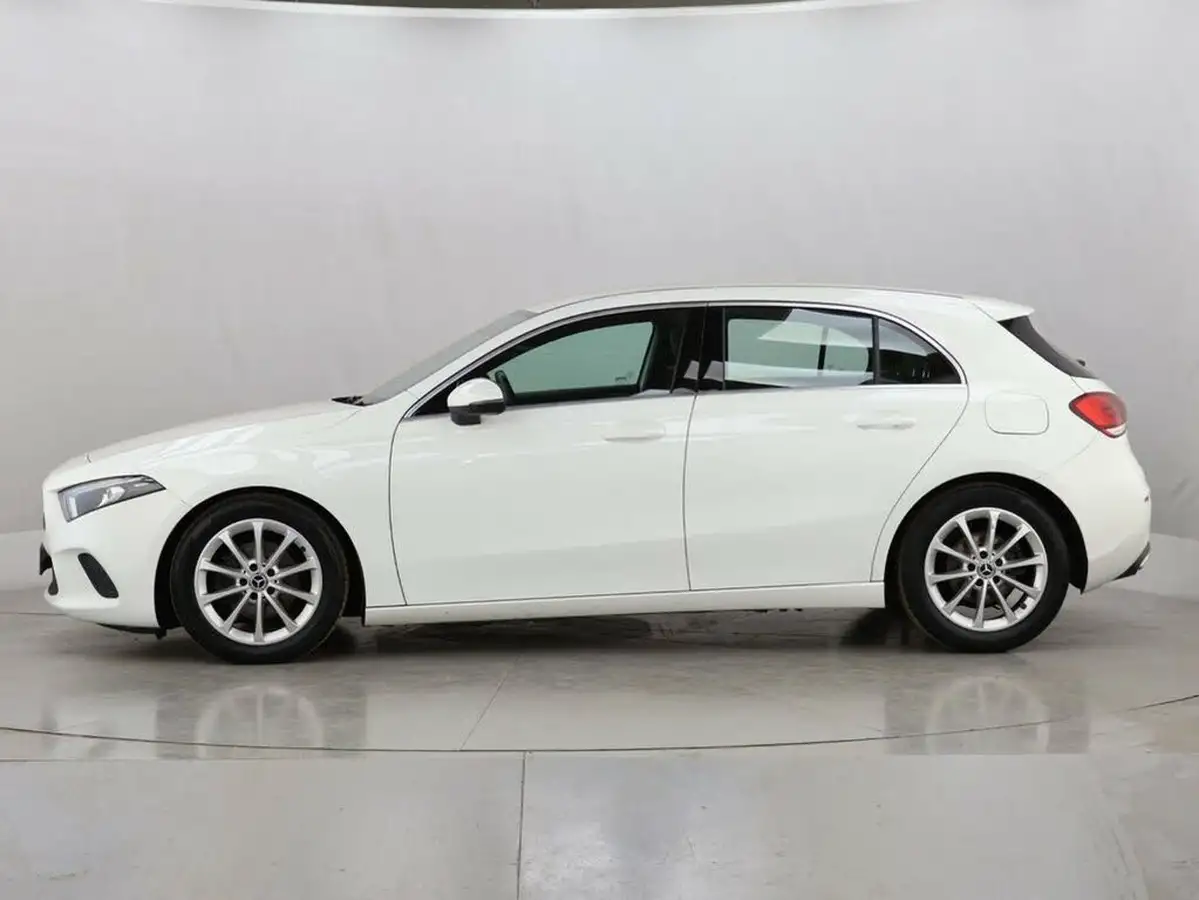 2020-mercedes-benz-a-class-15d-a180d-sport-hatchback-5d-7g-dct-big-5