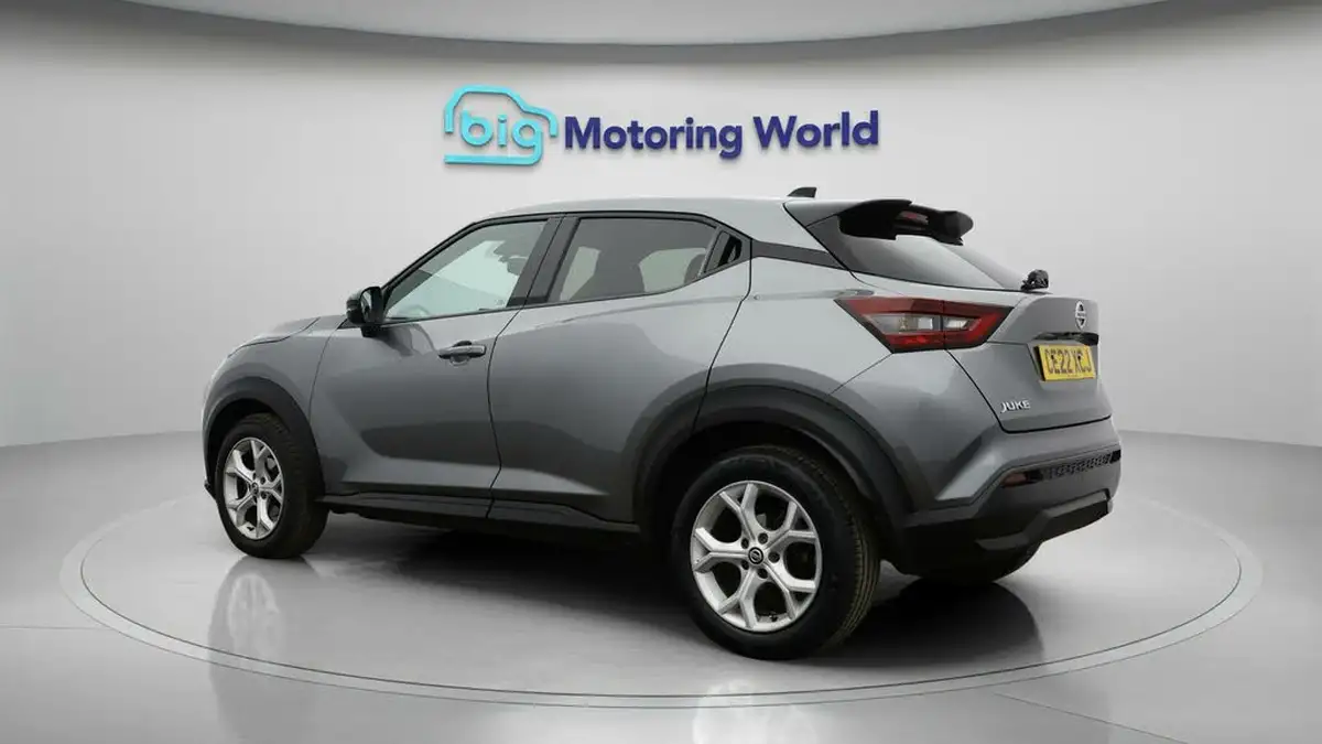 2022-nissan-juke-10-dig-t-n-connecta-big-4
