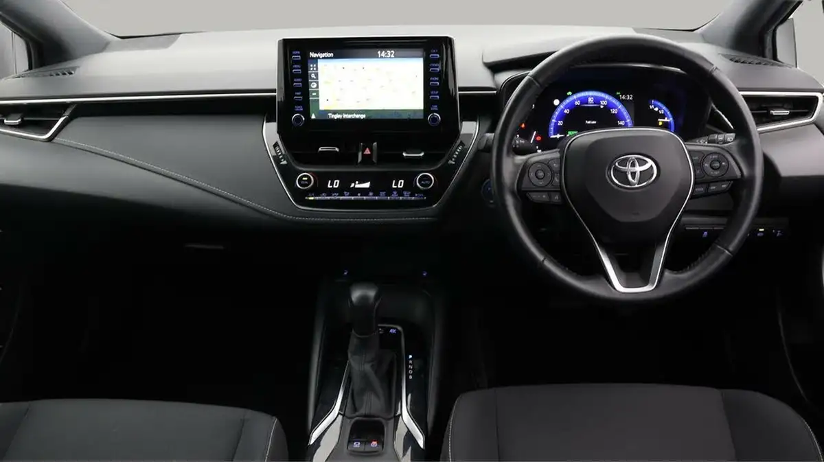 2020-toyota-corolla-18-vvt-i-icon-tech-spare-wheel-touring-sports-5d-big-12