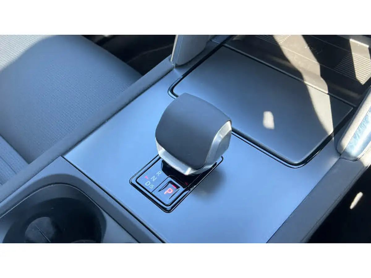 2024-land-rover-discovery-sport-20-d200-dynamic-se-big-12