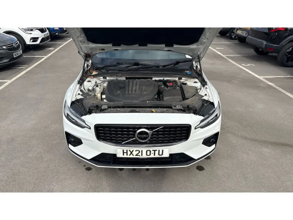 2021-volvo-v60-20-b4-r-design-big-7