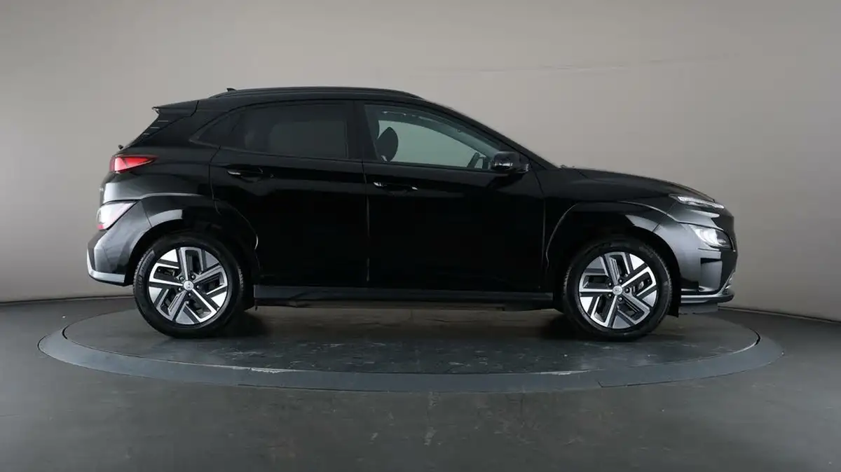 2022-hyundai-kona-e-premium-204ps-64kwh-7kw-obc-big-60