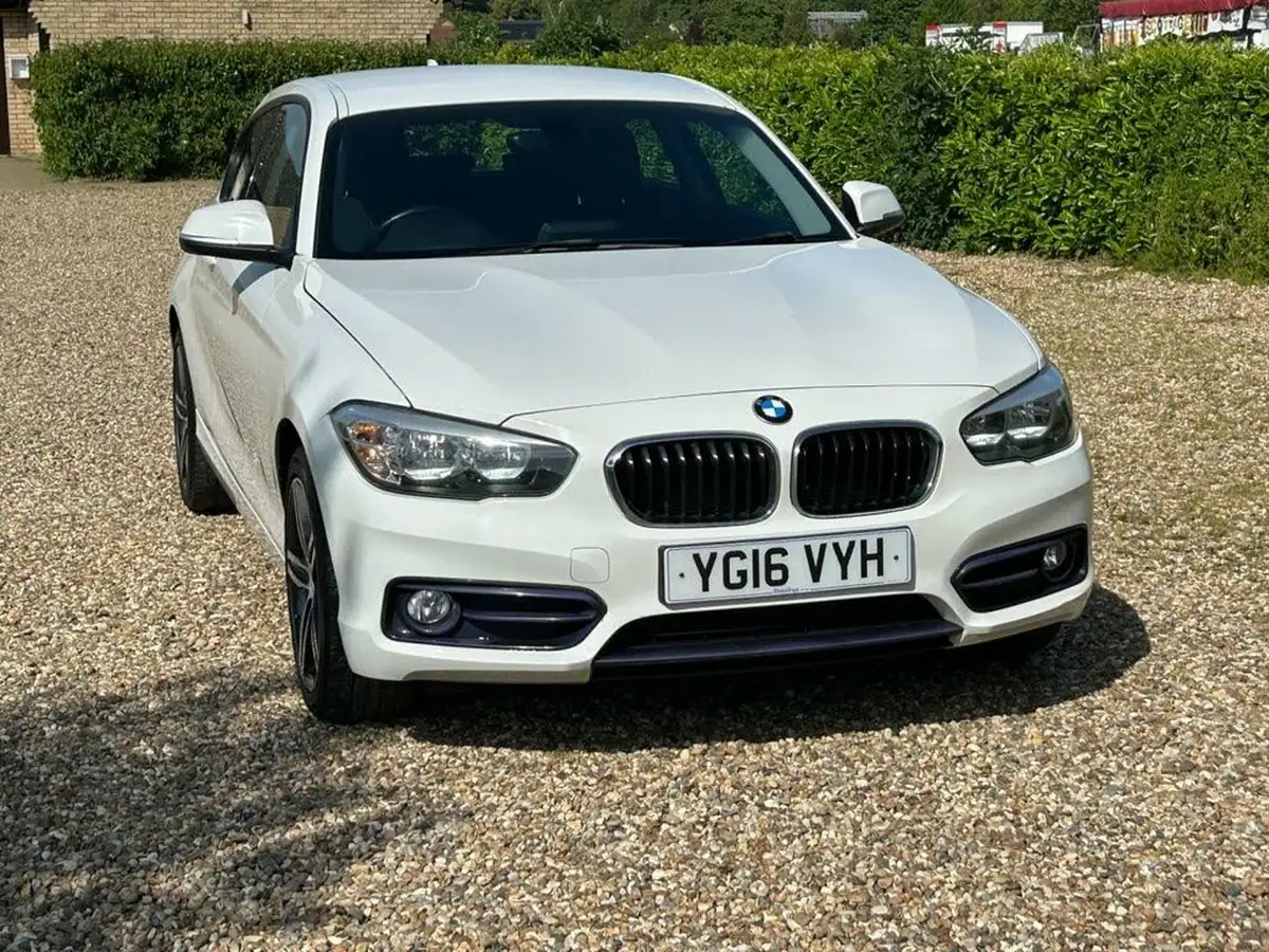 2016-bmw-1-series-15td-116d-sport-3d-big-36
