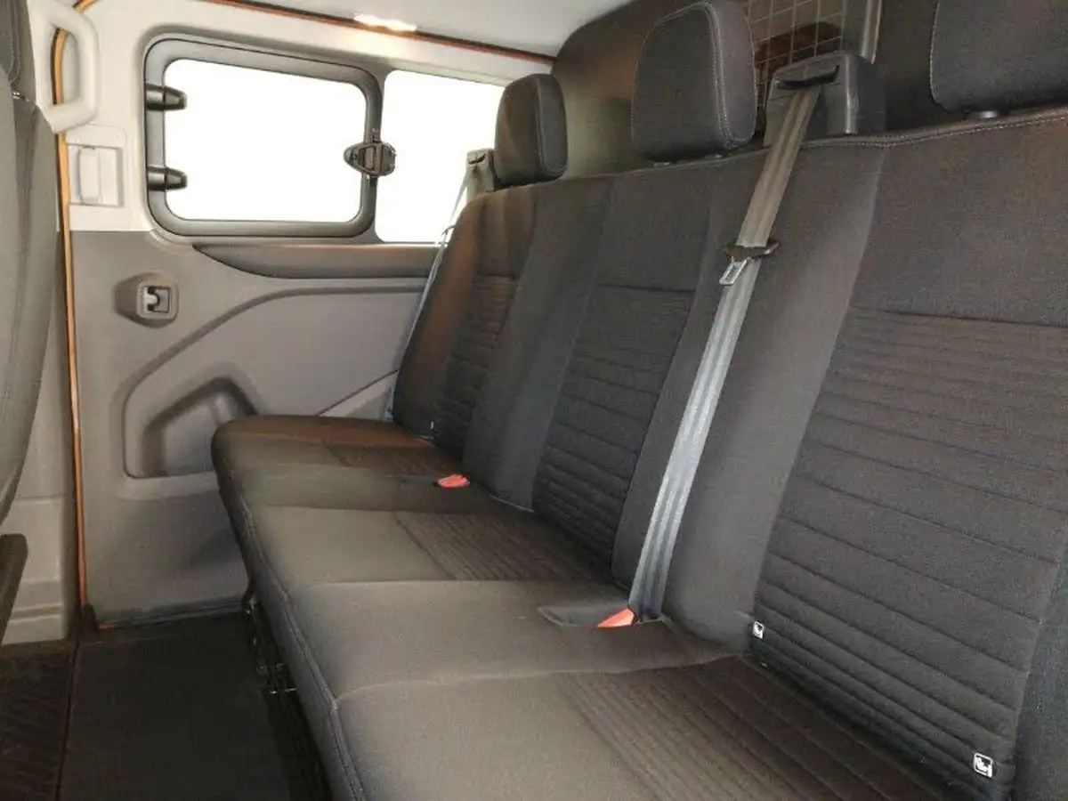 2022-ford-transit-custom-20tdci-320-l2h1-limited-130pseu6dt-double-cab-in-van-big-5