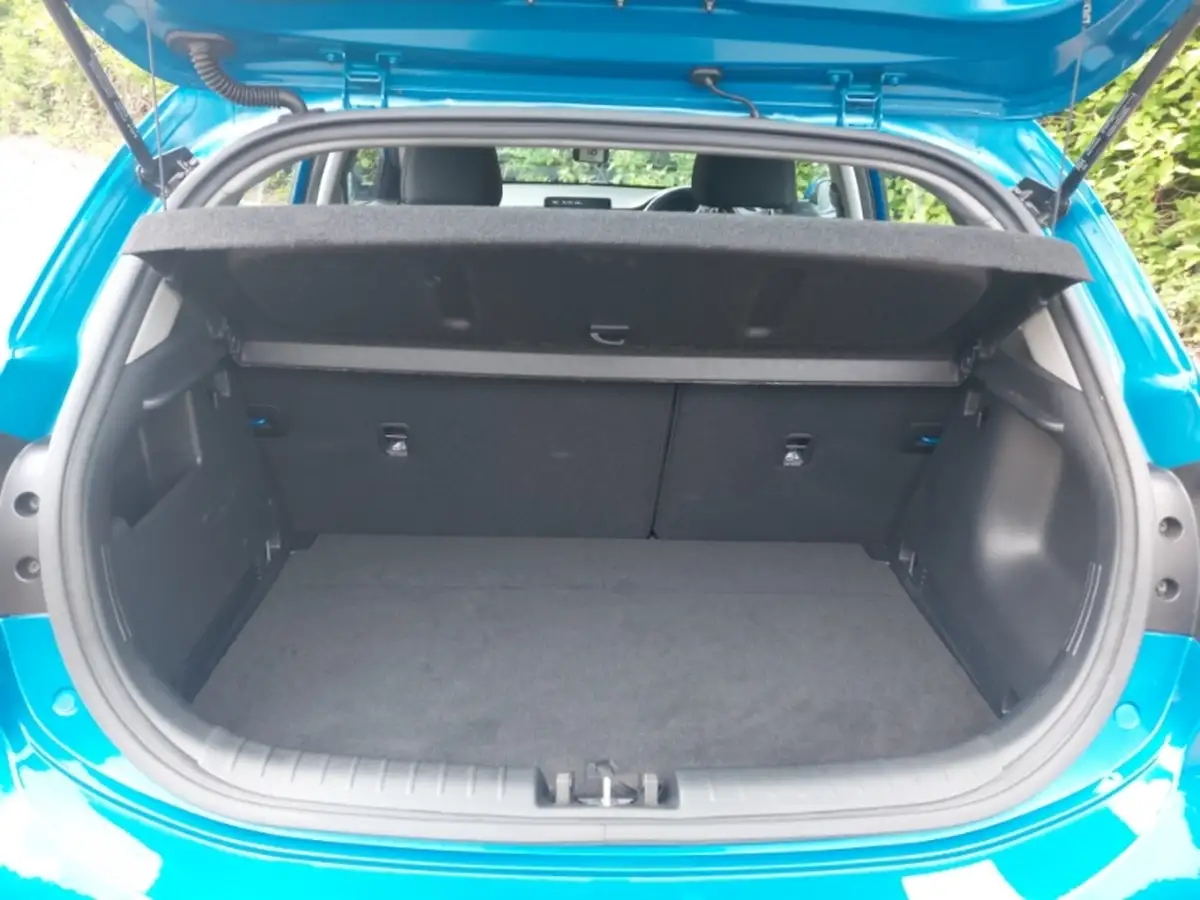 2022-kia-rio-10-t-gdi-2-big-7