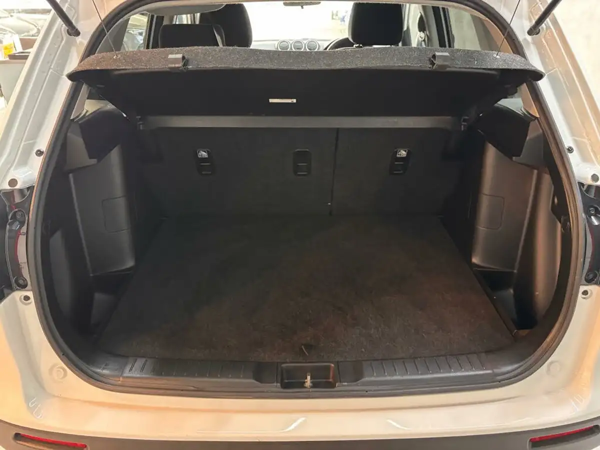 2018-suzuki-vitara-10-boosterjet-sz-t-big-33