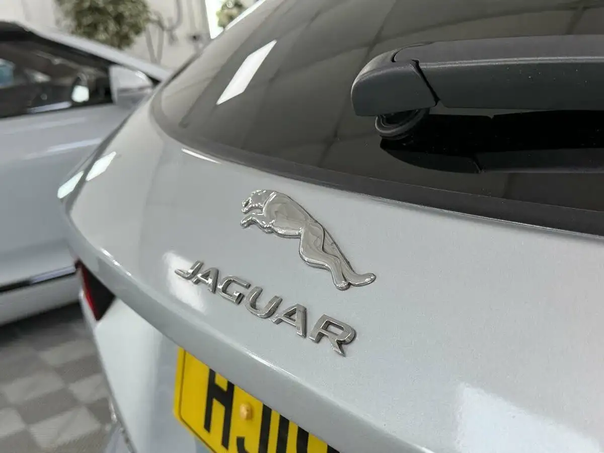 2019-jaguar-e-pace-20-i4-r-dynamic-hse-249ps-big-11