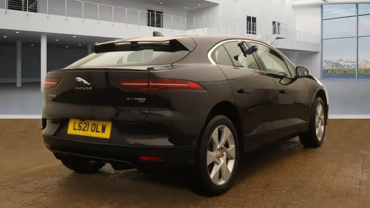 2021-jaguar-i-pace-ev400-se-big-3