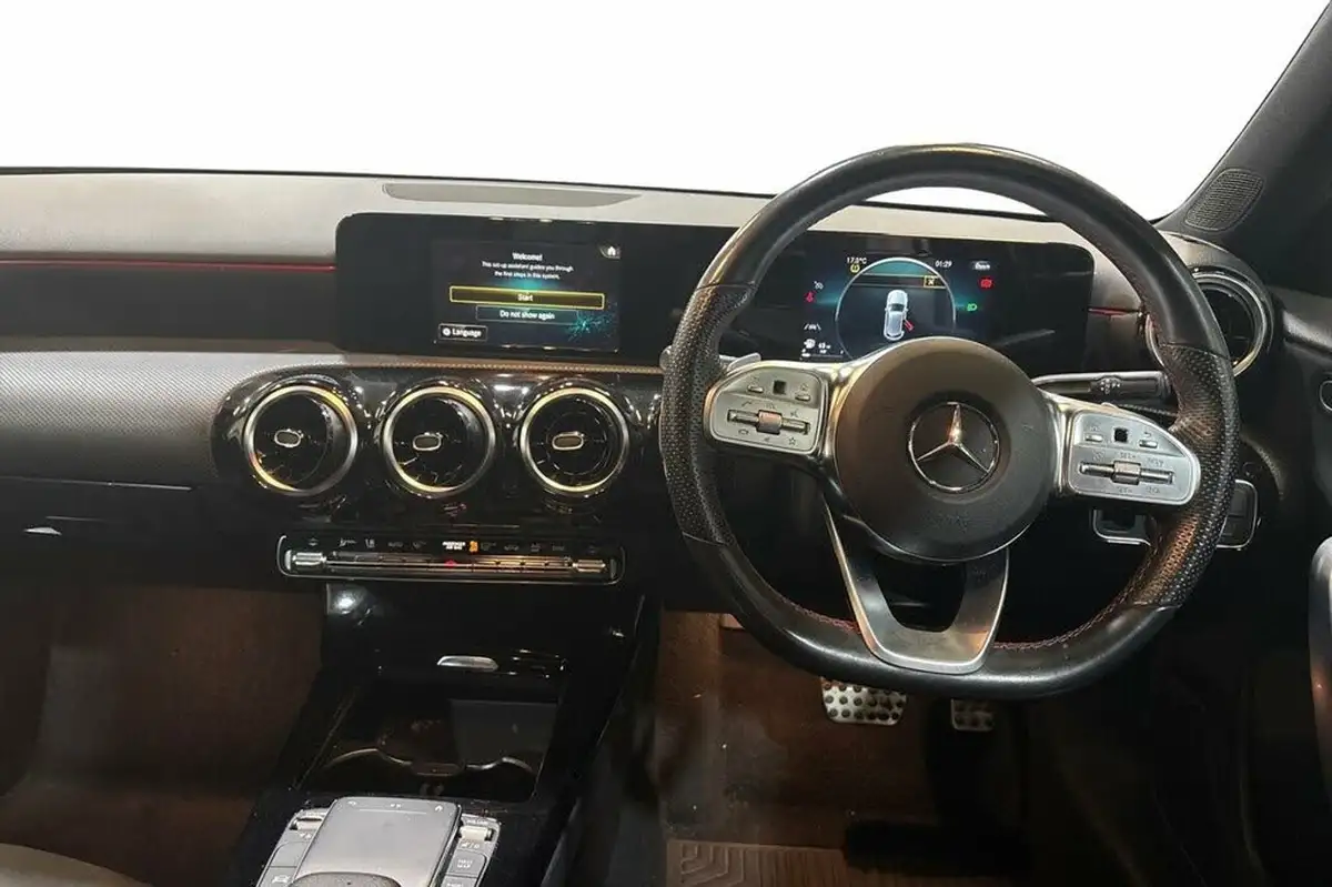 2020-mercedes-benz-a-class-15d-a180d-amg-line-hatchback-5d-7g-dct-big-11