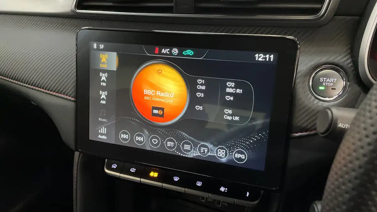 2024-mg-zs-suv-10t-gdi-exclusive-big-27