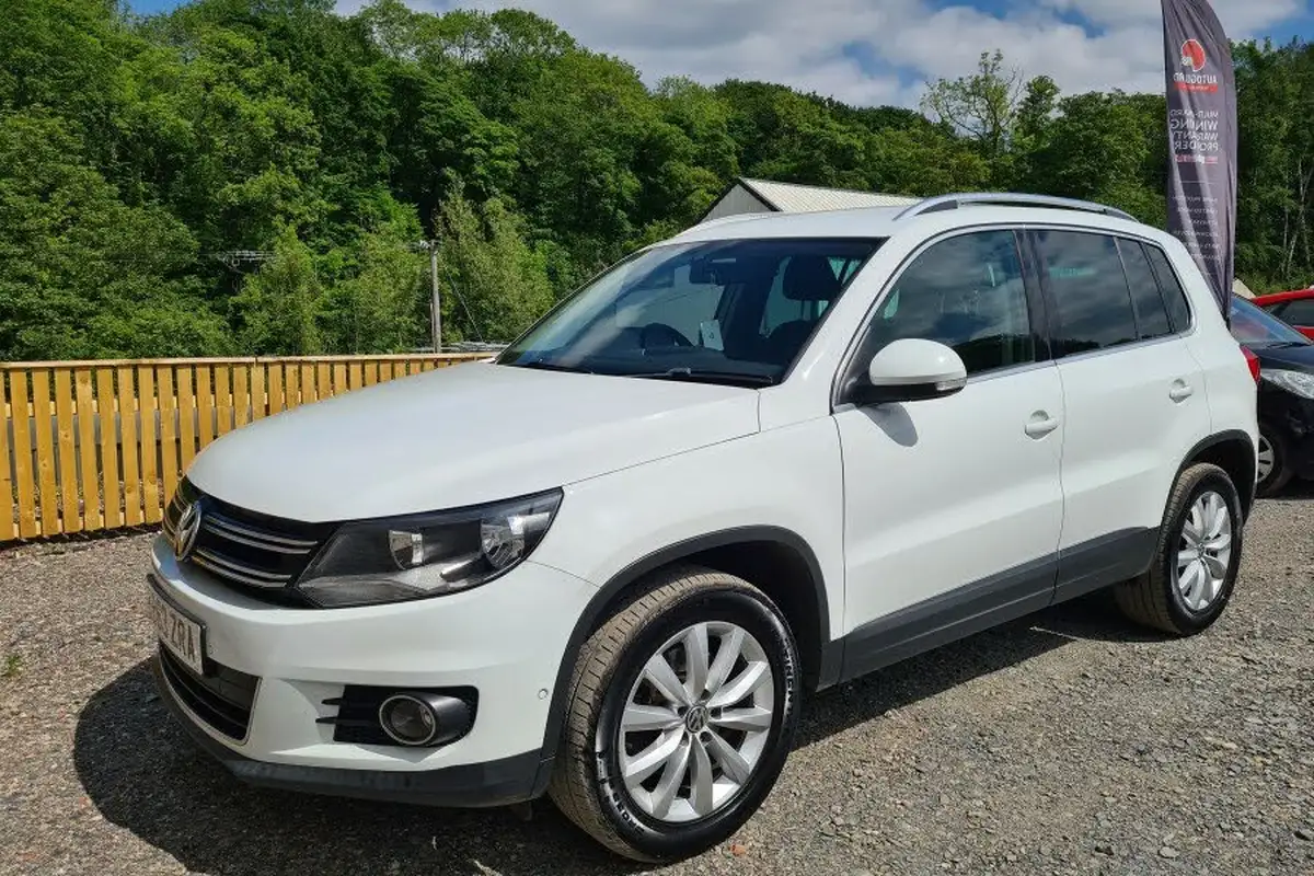 2013-volkswagen-tiguan-big-20