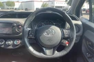 2016-toyota-yaris-133-design-bi-tone-small-19