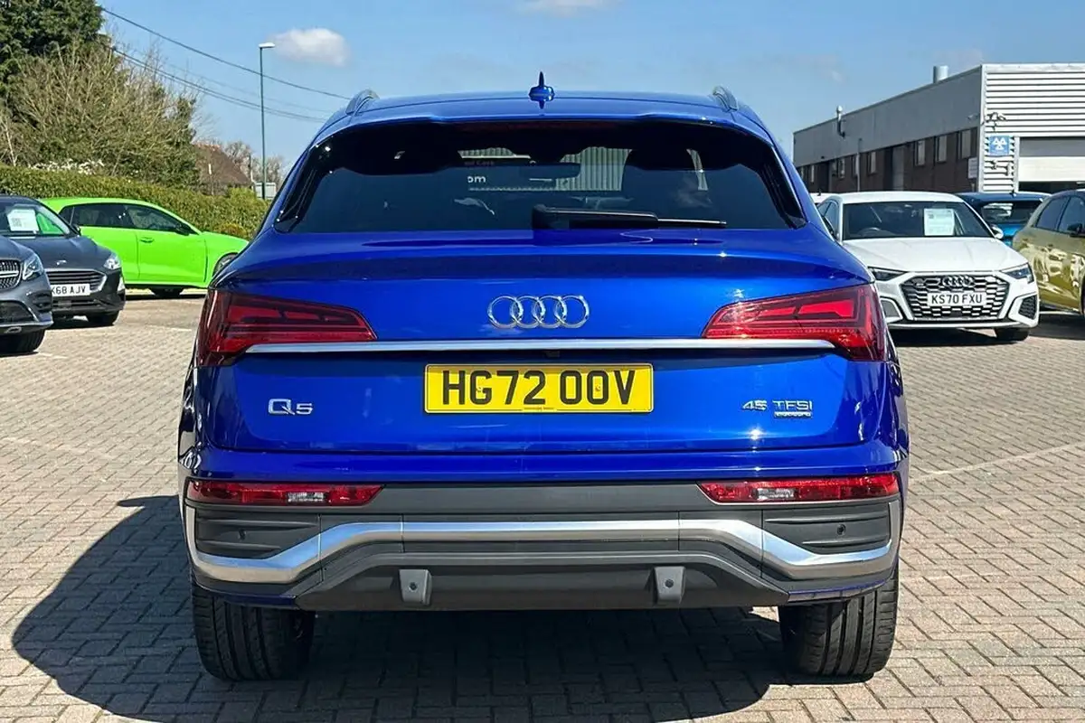2022-audi-q5-20-45-tfsi-s-line-sportback-big-5