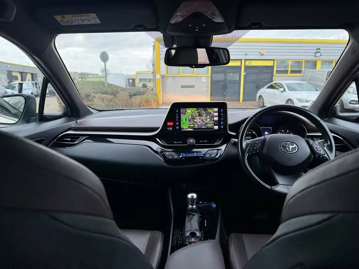 2017-toyota-c-hr-18-vvt-i-excel-big-19