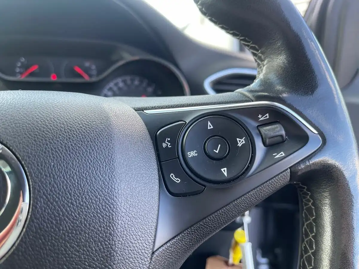 2021-vauxhall-crossland-12-elite-nav-130ps-big-16