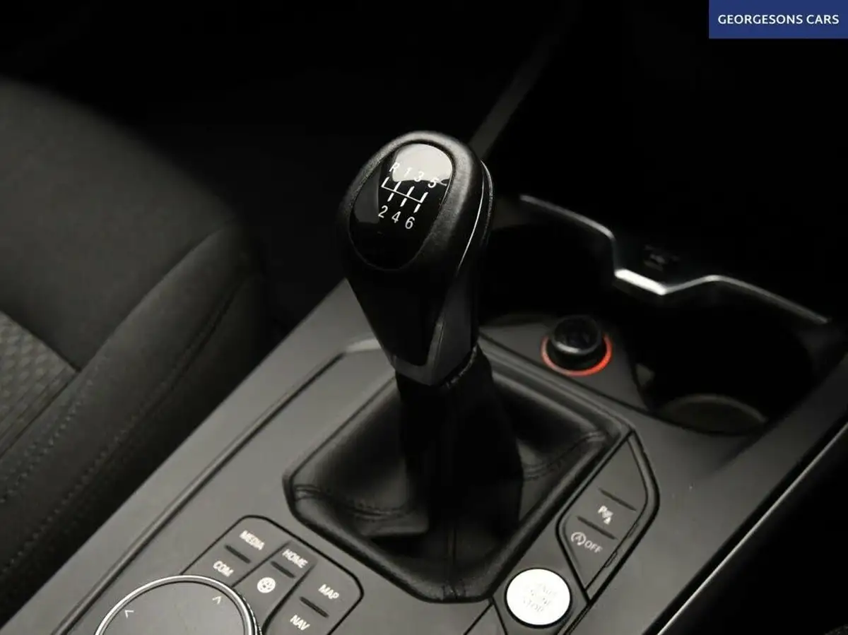 2020-bmw-1-series-15td-116d-se-big-33