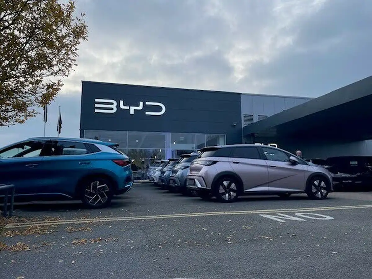 2023-toyota-yaris-cross-15-vvt-i-excel-awd-i-big-27