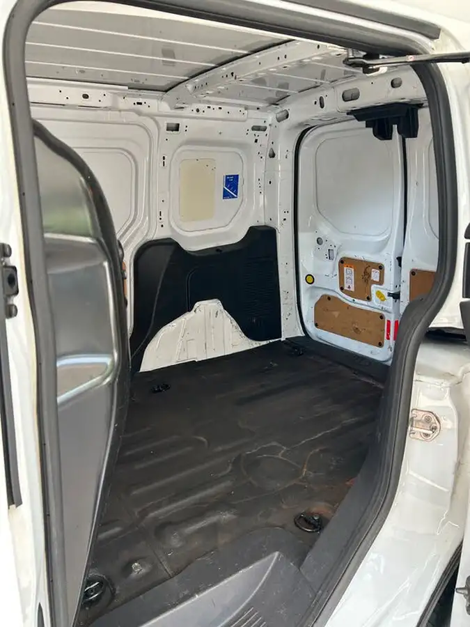 2014-ford-transit-connect-16tdci-l1-trend-200-panel-big-14