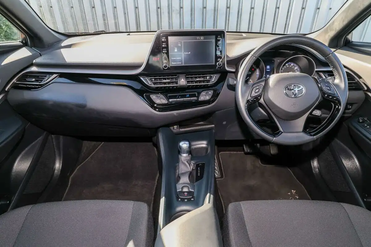 2023-toyota-c-hr-18-vvt-i-icon-120bhp-big-4