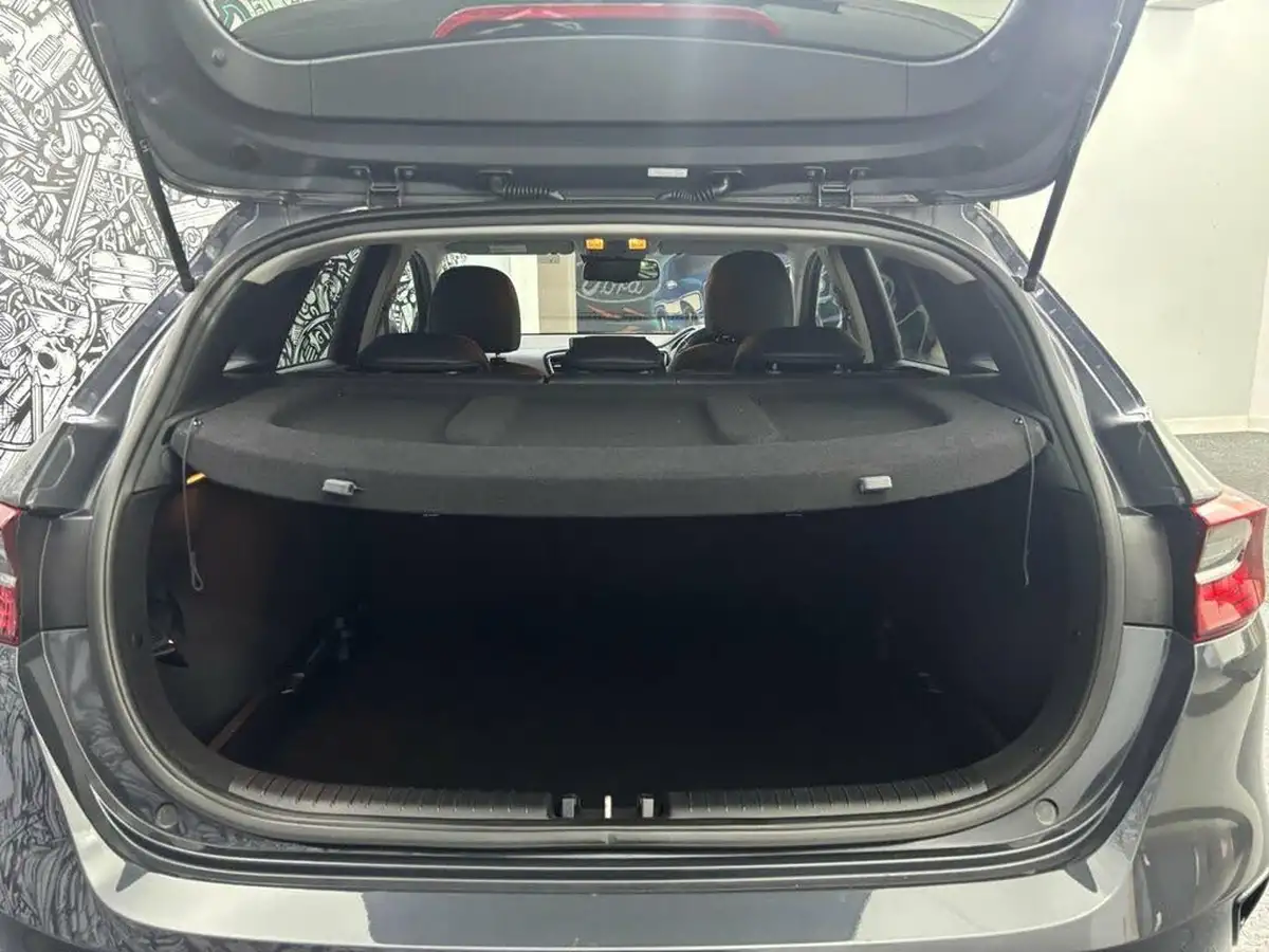 2022-kia-ceed-15-t-gdi-3-hatchback-big-32