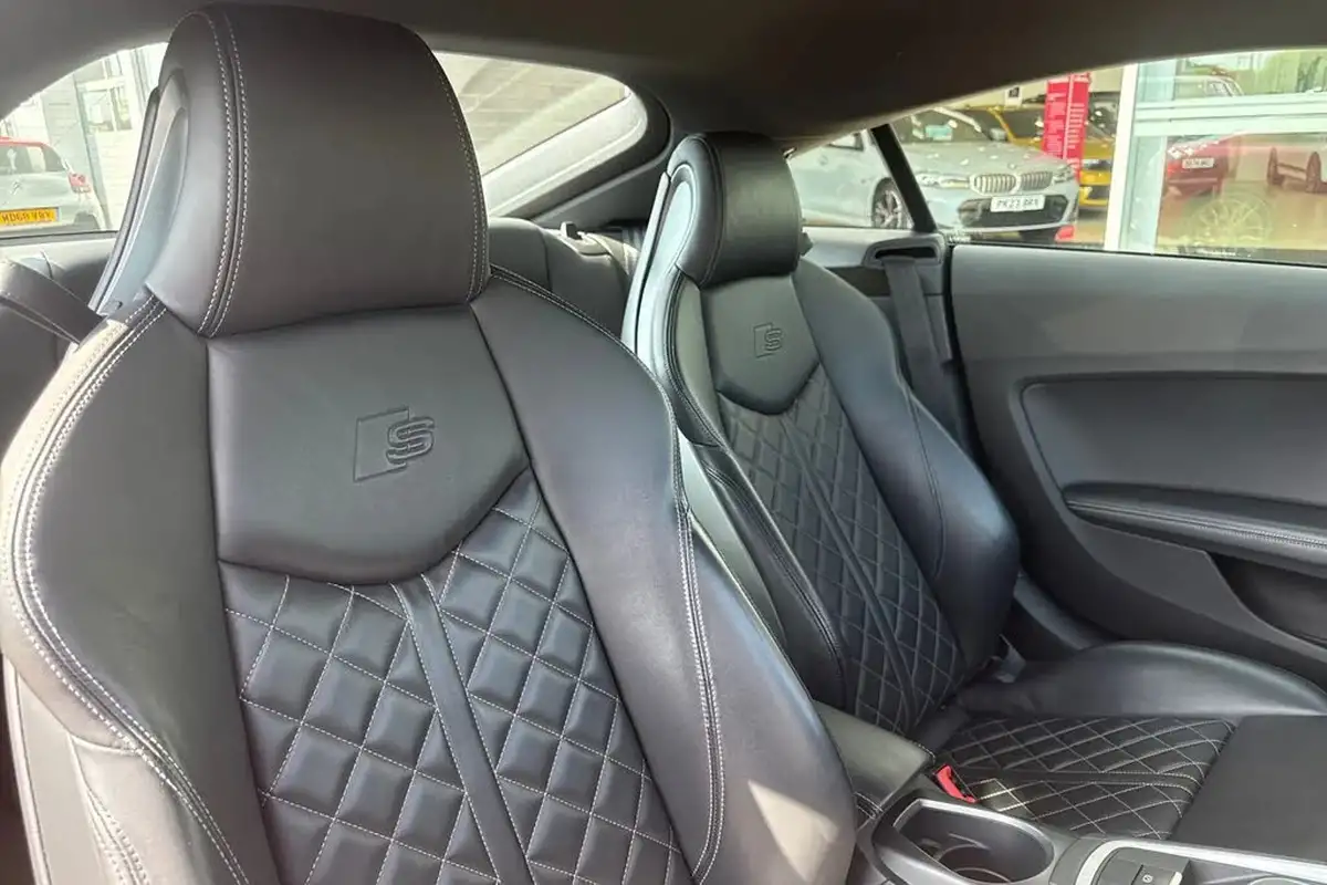 2016-audi-tts-20-tfsi-quattro-tts-ss-coupe-s-tronic-big-23