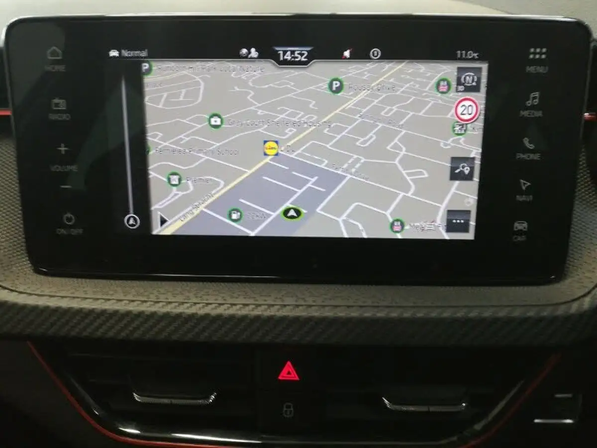 2024-skoda-kamiq-10-tsi-monte-carlo-116ps-dsg-big-13