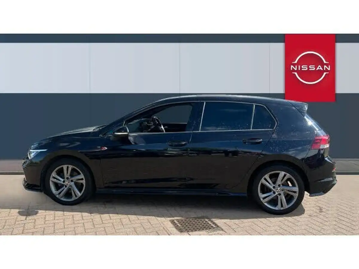 2022-volkswagen-golf-15-tsi-r-line-150ps-hatchback-big-4