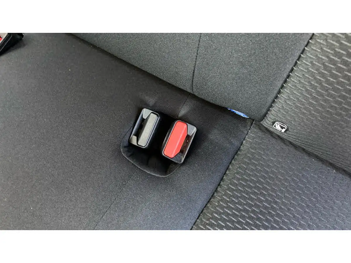 2021-dacia-duster-10-tce-comfort-90bhp-station-wagon-5d-big-16