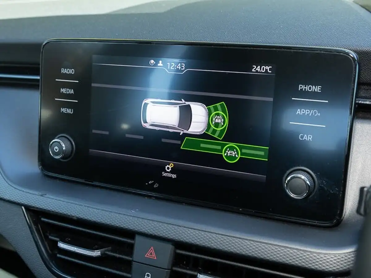 2020-skoda-kamiq-10-tsi-se-95ps-big-14