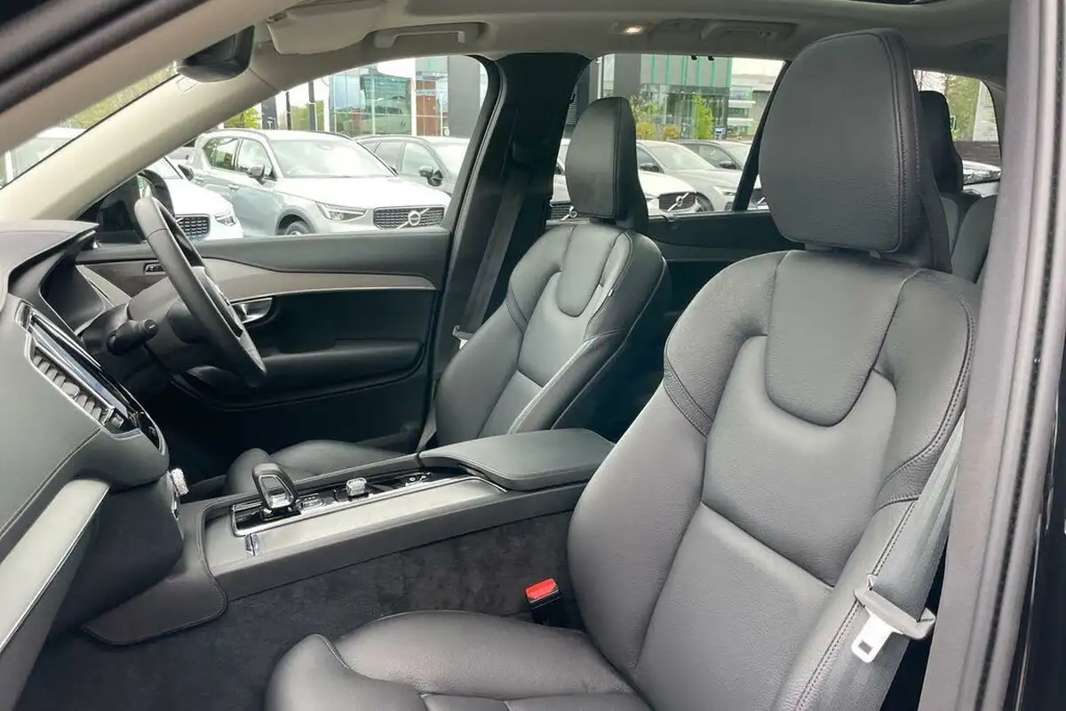 2023-volvo-xc90-20-t8-plus-big-28