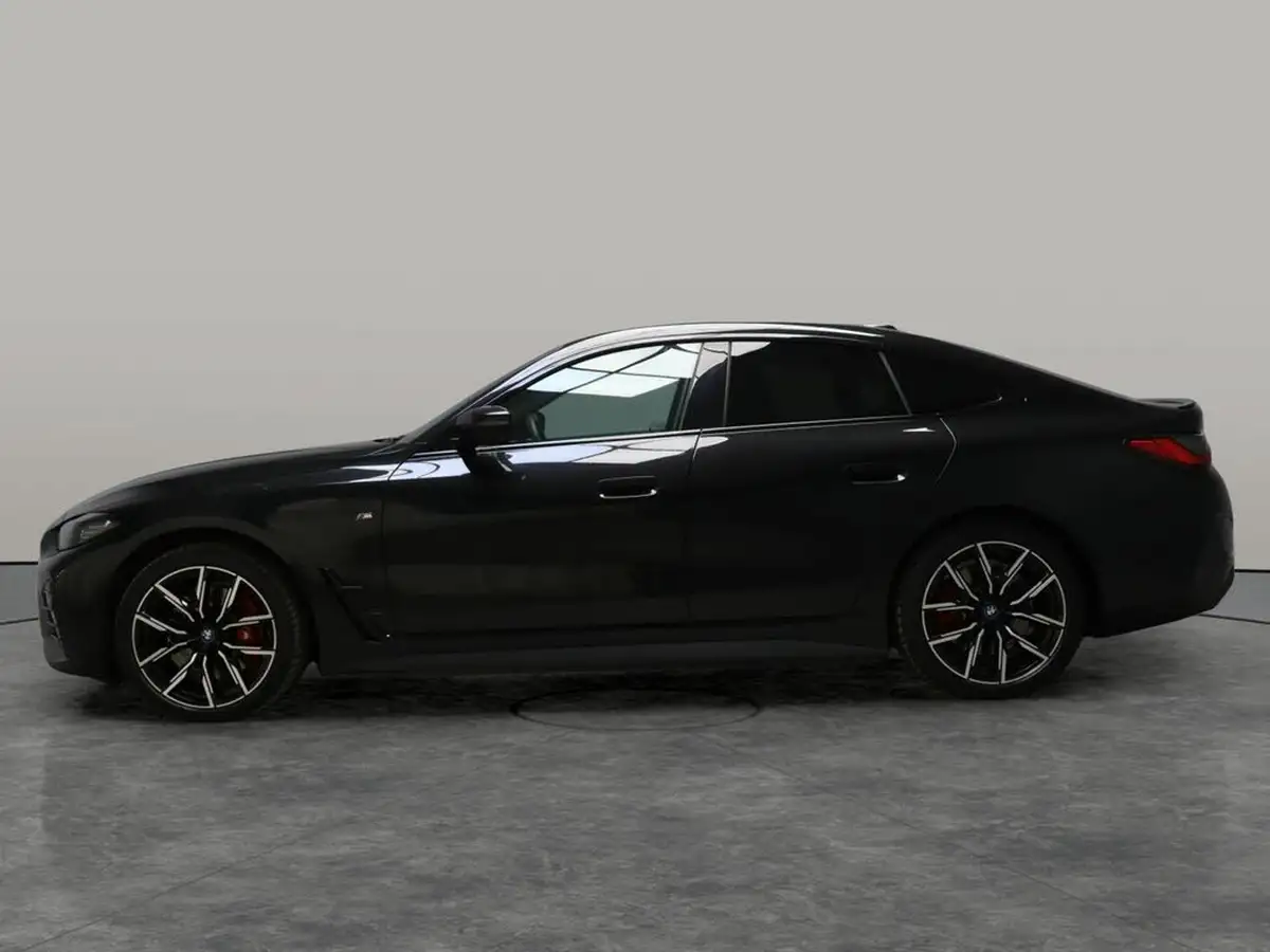 2022-bmw-i4-e-edrive40-m-sport-big-17