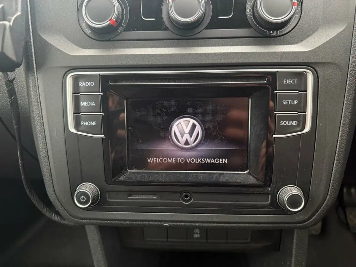 2017-volkswagen-caddy-maxi-20tdi-c20-maxi-startline-bmt-102pseu6-panel-big-26