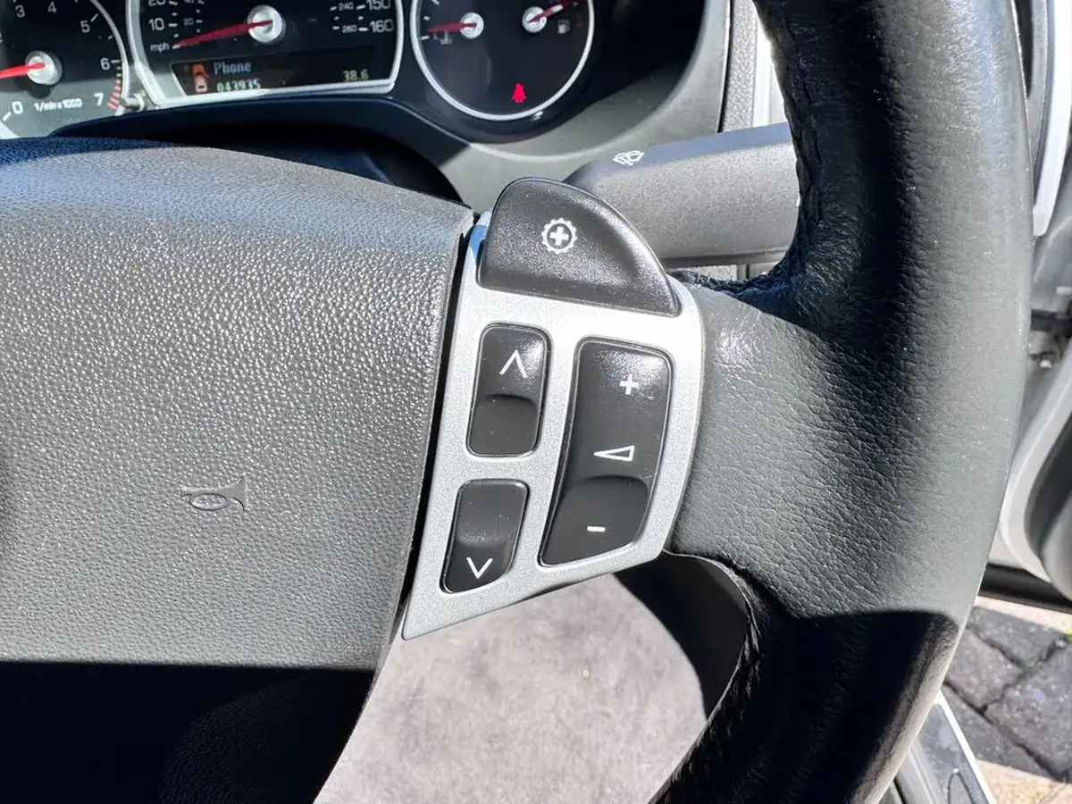 2009-cadillac-bls-20-elegance-175ps-saloon-4d-auto-big-44