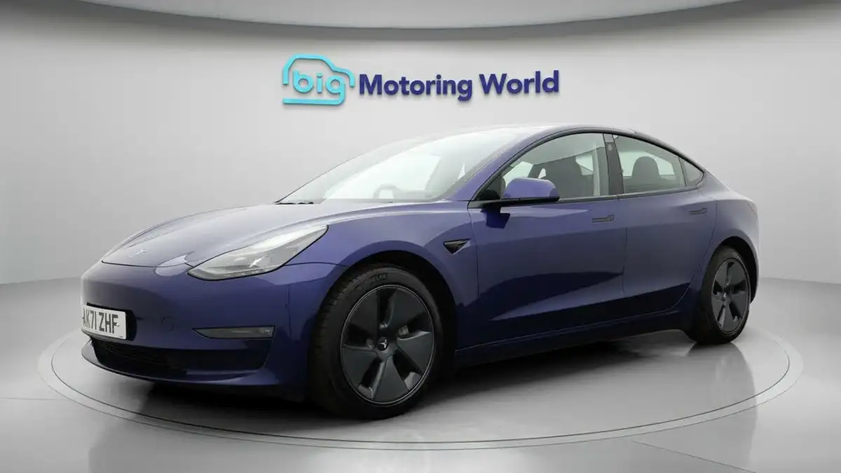 2021-tesla-model-3-e-long-range-awd-big-2