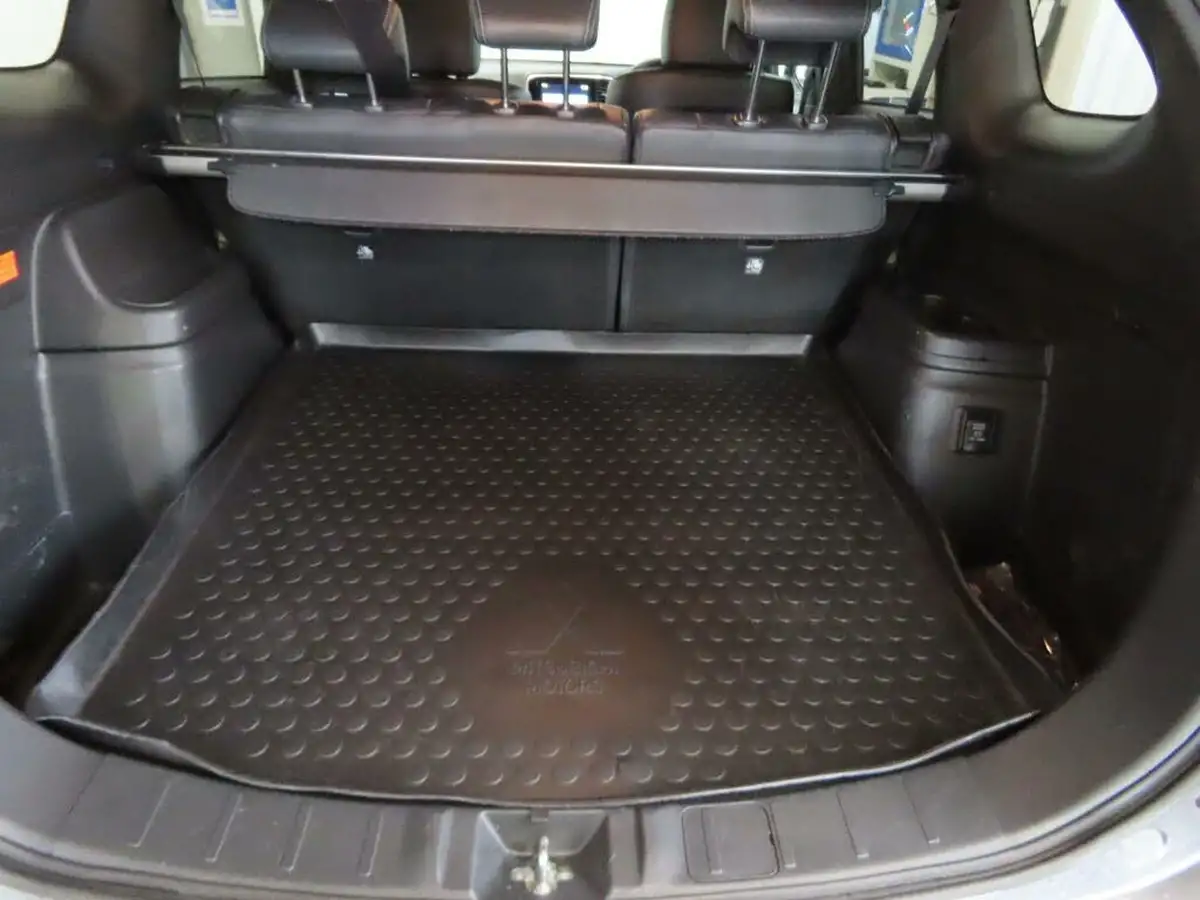 2020-mitsubishi-outlander-24-dynamic-phev-big-16