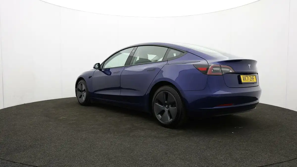 2021-tesla-model-3-e-long-range-awd-big-78