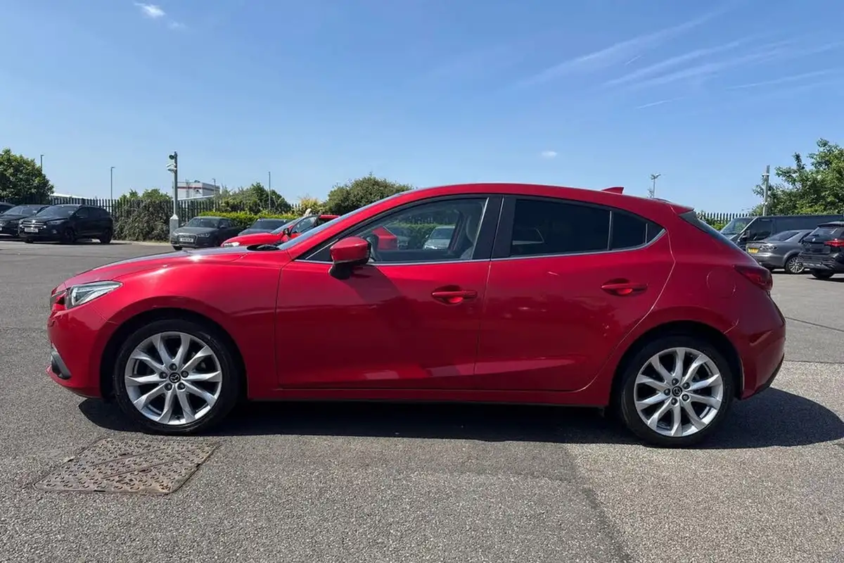 2016-mazda-mazda3-20-sport-nav-120ps-skyactiv-g-hatchback-5d-big-28