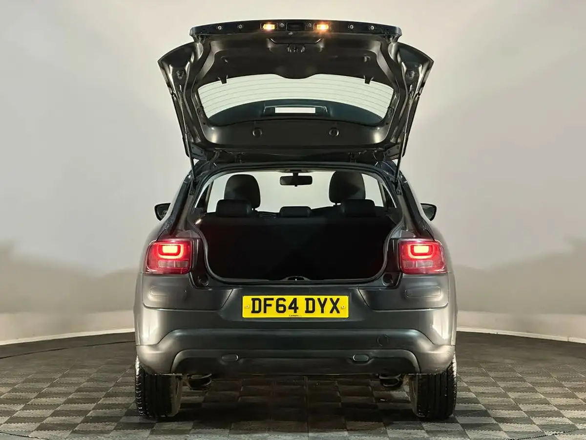 2015-citroen-c4-cactus-12-feel-82ps-big-7