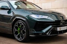 2024-lamborghini-urus-40-no-trim-small-19