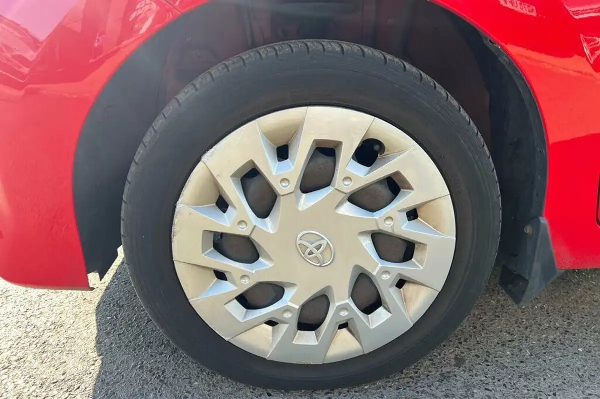 2021-toyota-aygo-10-vvt-i-x-play-tss-big-32